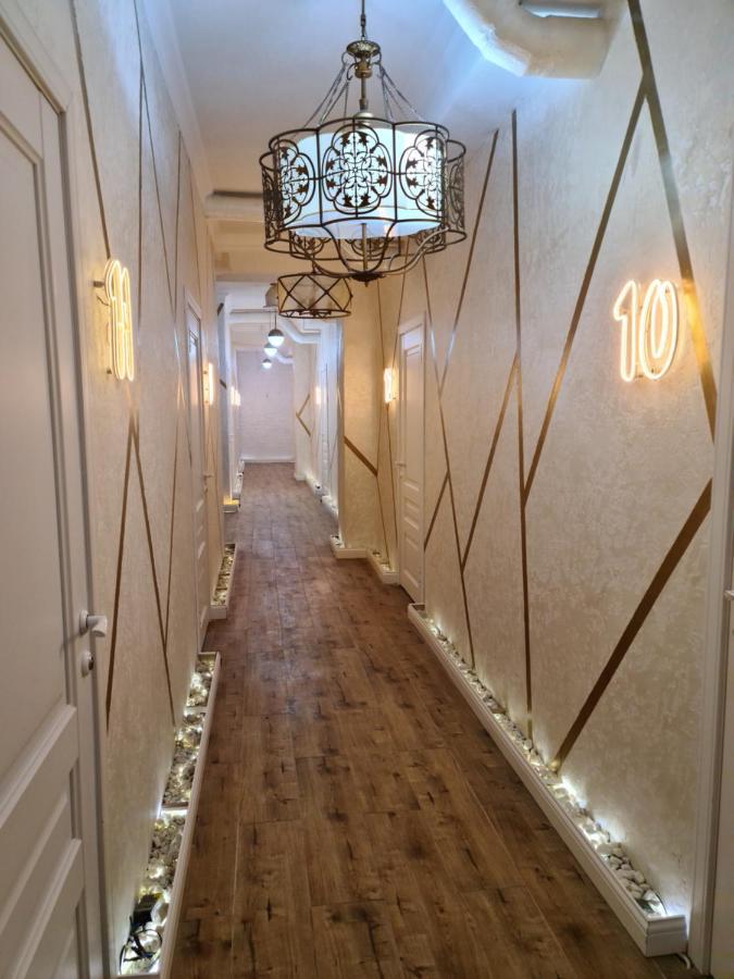 Riverside Boutique Hotel アルマトイ エクステリア 写真